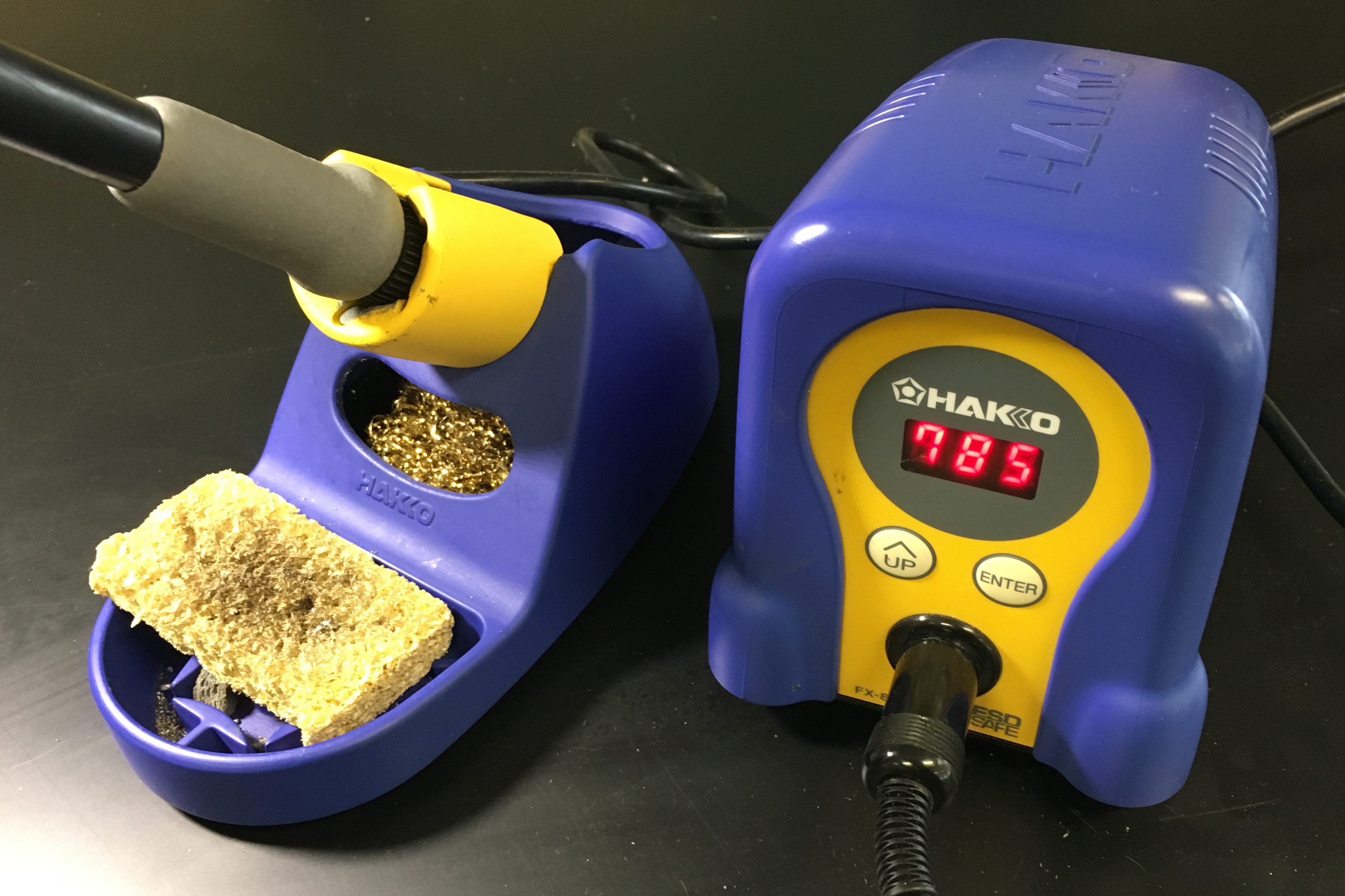 Hakko Soldering Station MHC Makerspace